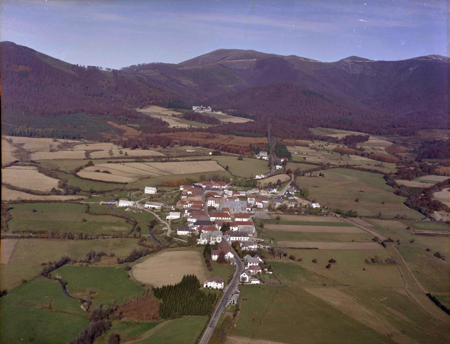 Foto a�rea 1981